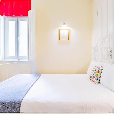 Lisbon Boulevard Quiet Apartment Lisbon