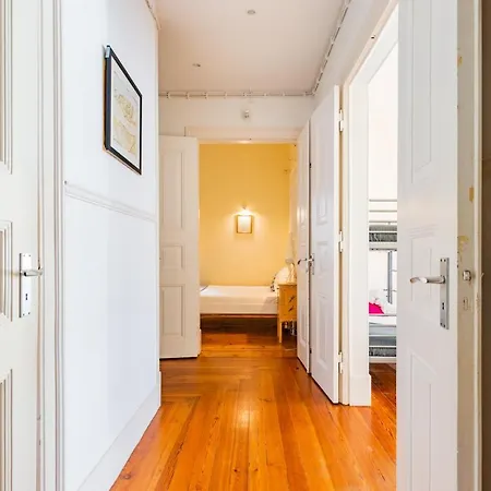 Lisbon Boulevard Quiet Apartment Apartment