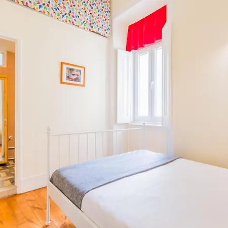 Lisbon Boulevard Quiet Apartment Apartment *